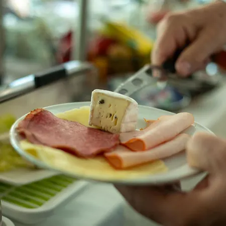 Hogh Χαϊλμπρόν