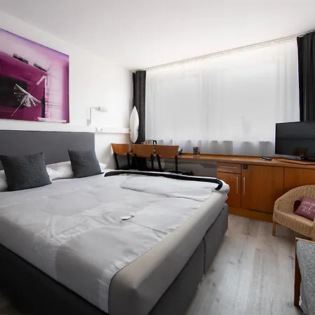 Hotel Hogh 3*