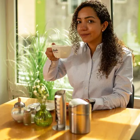 Hogh Χαϊλμπρόν