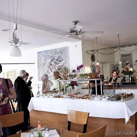 Hogh Ξενοδοχείο