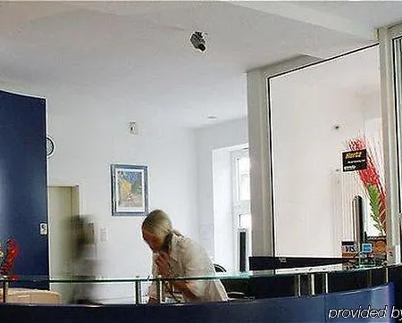 Hogh Hotel 3*